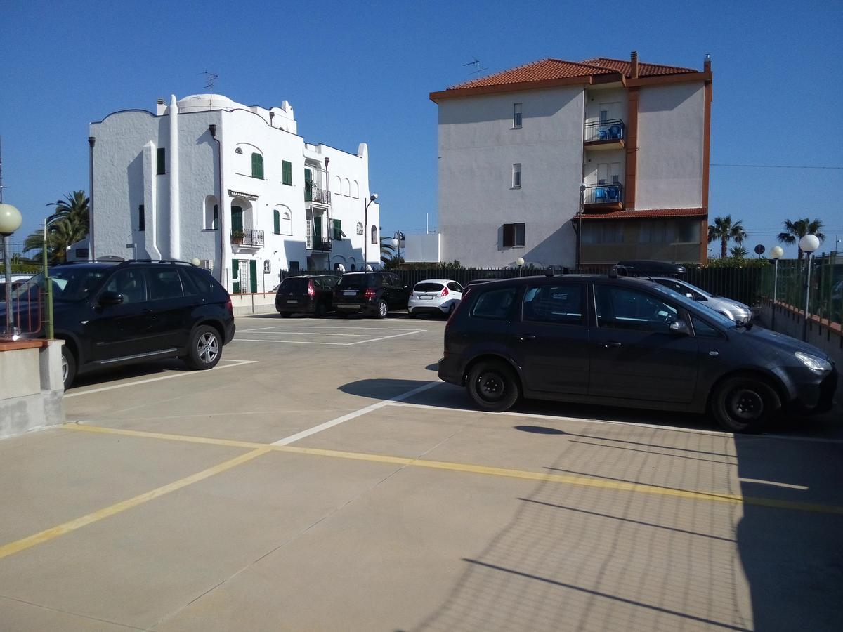 Residence Colibri Family & Bike Loano Exterior foto